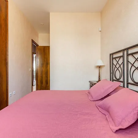 Villa Maravillosa Cerca De La Playa De *